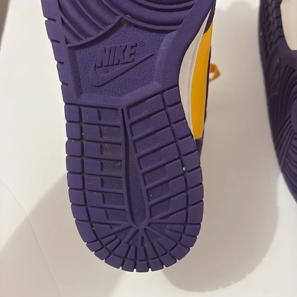 Nike Men’s Dunk High Retro Lakers Edition Purple  and Gold Sneakers  Size 8.5